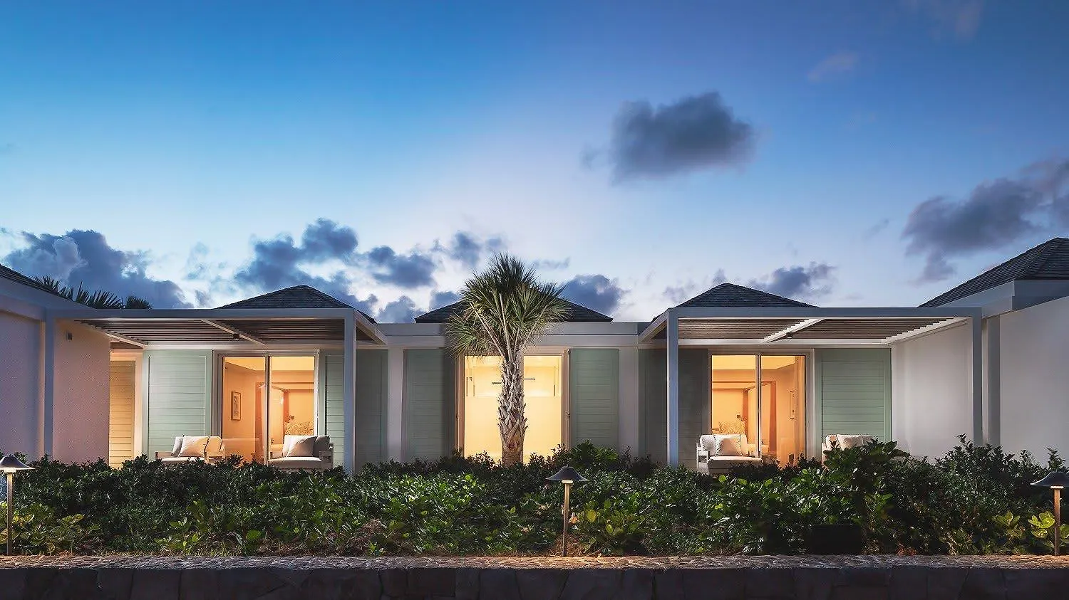 Ideally Located Prestigious Villa Toiny 0*,