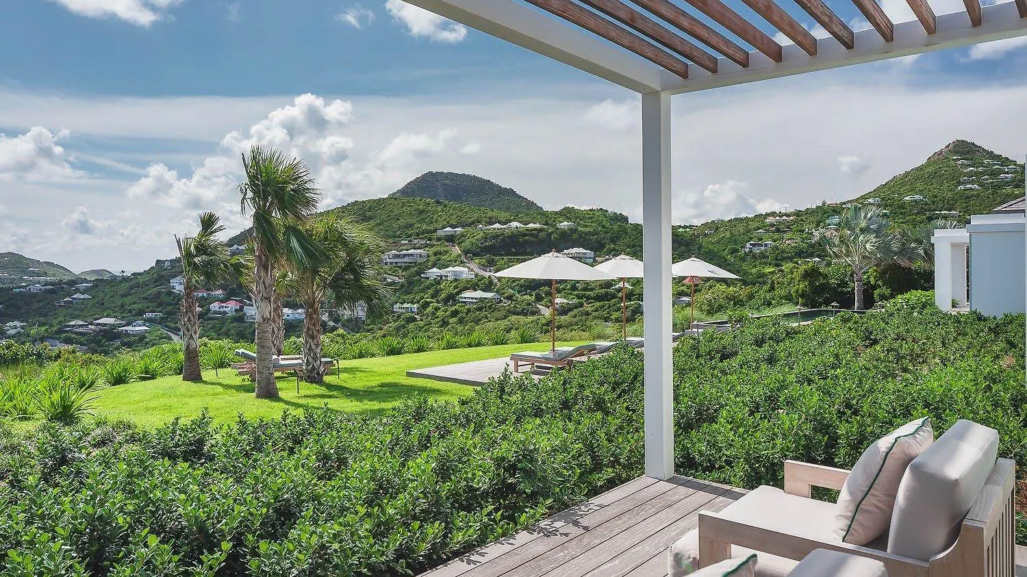 Ideally Located Prestigious Villa Toiny